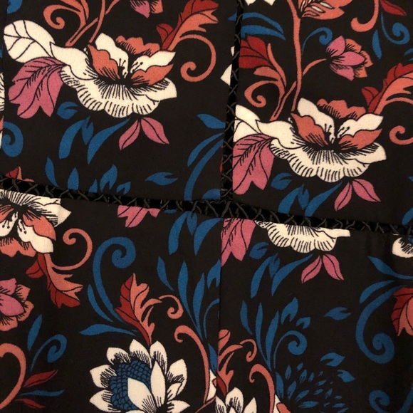 Timing long sleeve floral Bell romper size small - Picture 3 of 5